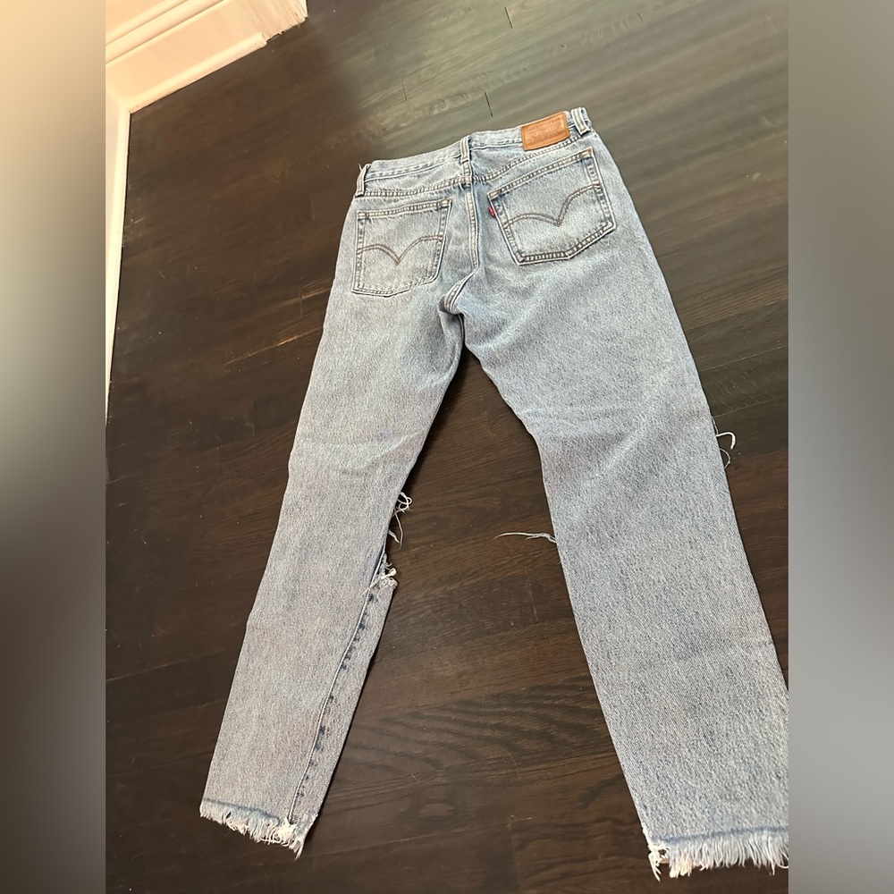 Levi’s denim ripped jeans